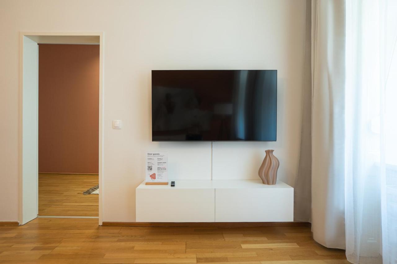 Bright 3-Room Apartment With A King-Size Bed Wiedeń Zewnętrze zdjęcie